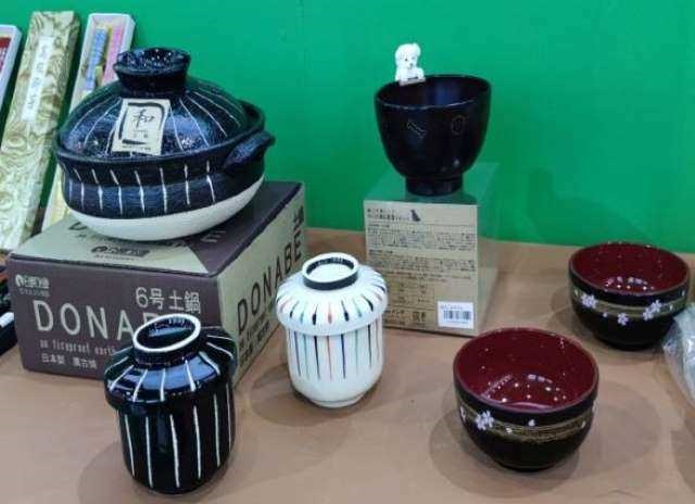 沈阳仲谒商贸有限公司受到辽宁商务厅邀请，出展了11月18~20日的辽宁国际投资贸易洽谈会